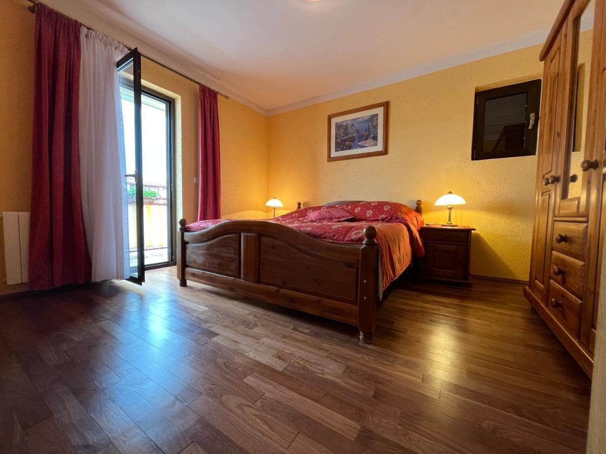 Holiday Apartments Sonne רוביני מראה חיצוני תמונה