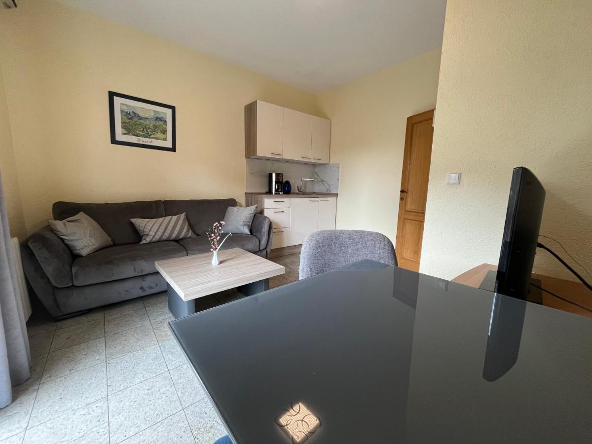 Holiday Apartments Sonne רוביני מראה חיצוני תמונה