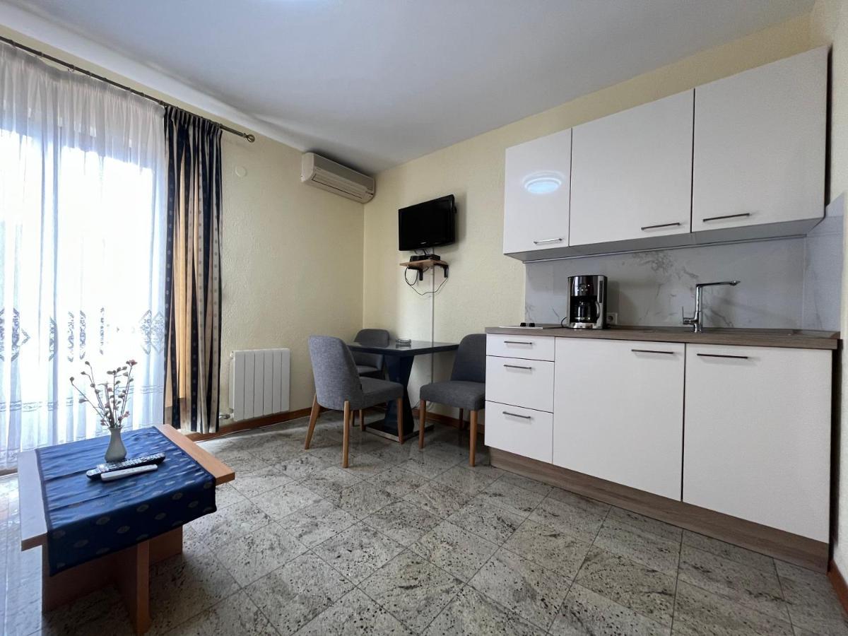 Holiday Apartments Sonne רוביני מראה חיצוני תמונה