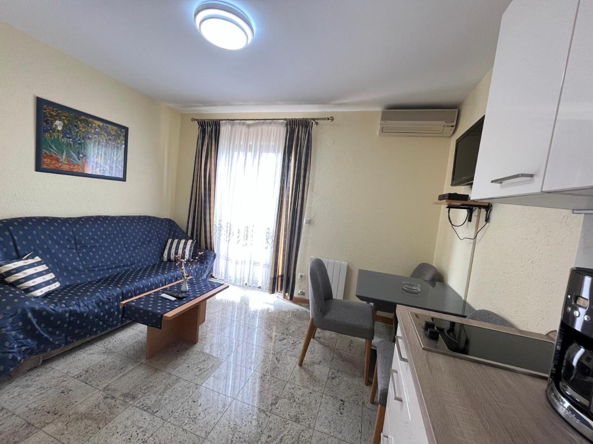 Holiday Apartments Sonne רוביני מראה חיצוני תמונה